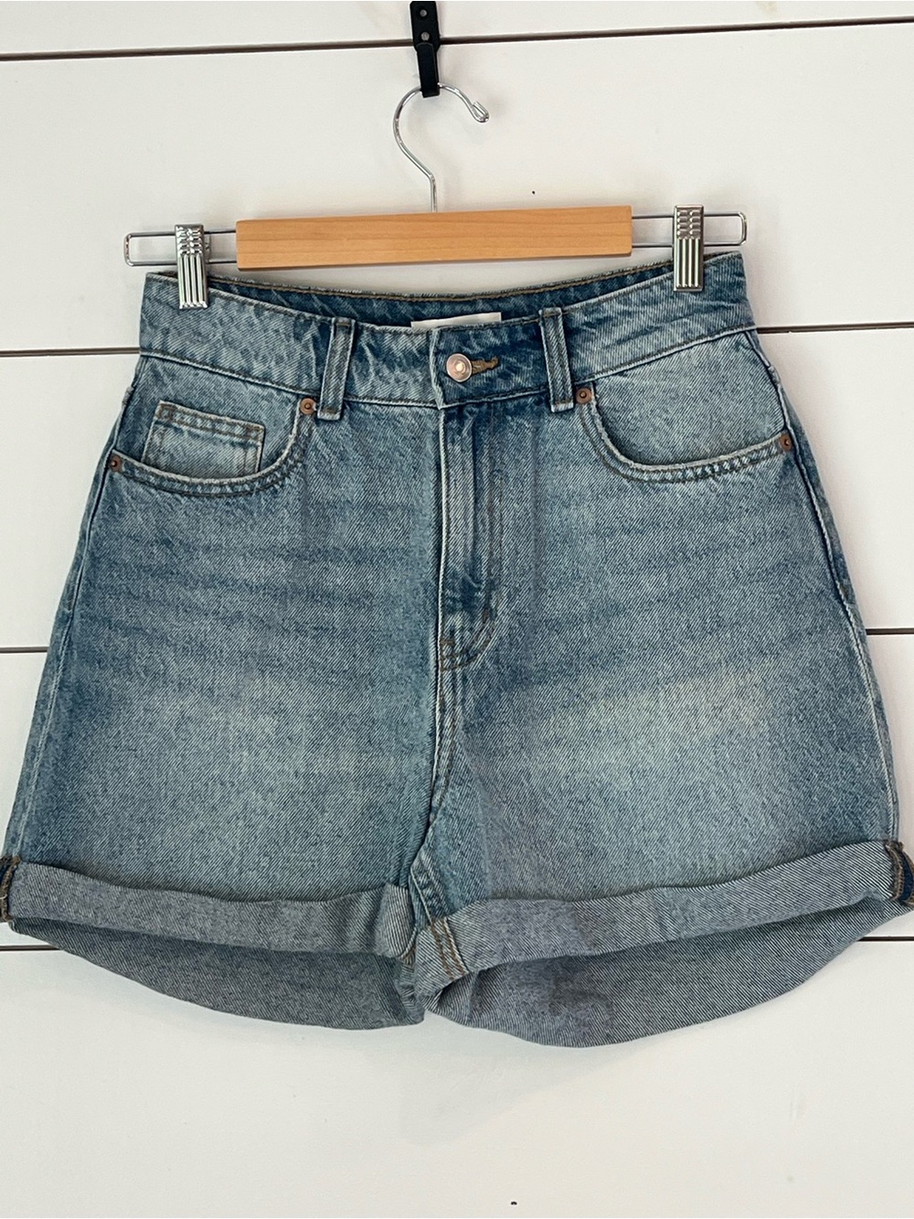 H&M clean girl coastal cowgirl Light Blue Rolled Hem Denim Shorts 100% cotton - Picture 1 of 6